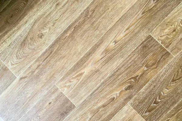 luxury-vinyl-tile-installation-london